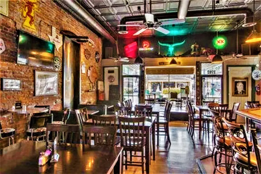 2702 Lee Street, Greenville, TX 75401 - #3