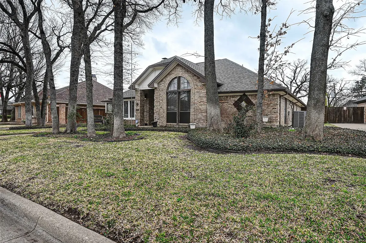 1916 Mill Run Drive, Arlington, TX 76006 - #1