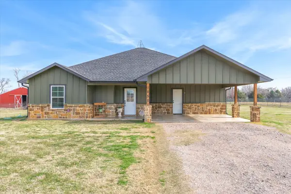 1052 Vz County Road 3208, Wills Point, TX 75169