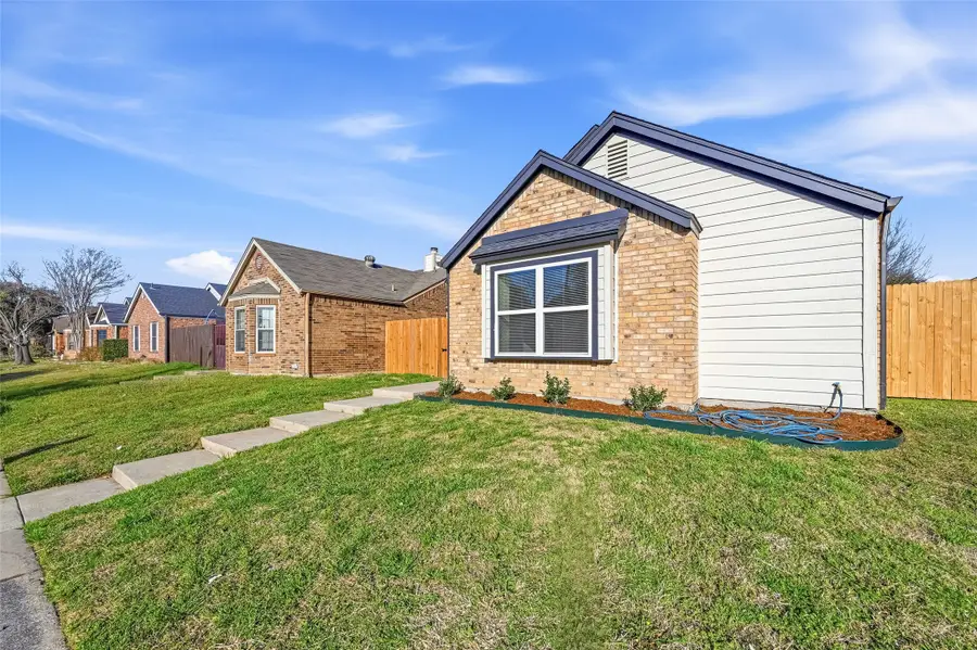 2810 Harvest Lake Drive, Irving, TX 75060 - #2