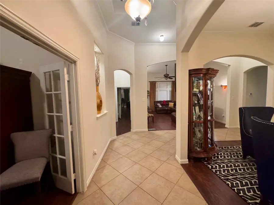 613 Buelwood Court, Desoto, TX 75115 - #2