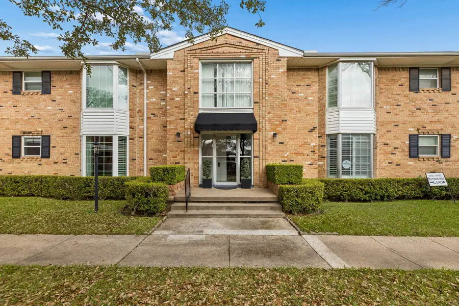 6033 Sandhurst Lane #A, Dallas, TX 75206 - #2