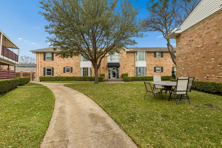 6033 Sandhurst Lane #A, Dallas, TX 75206 - #3