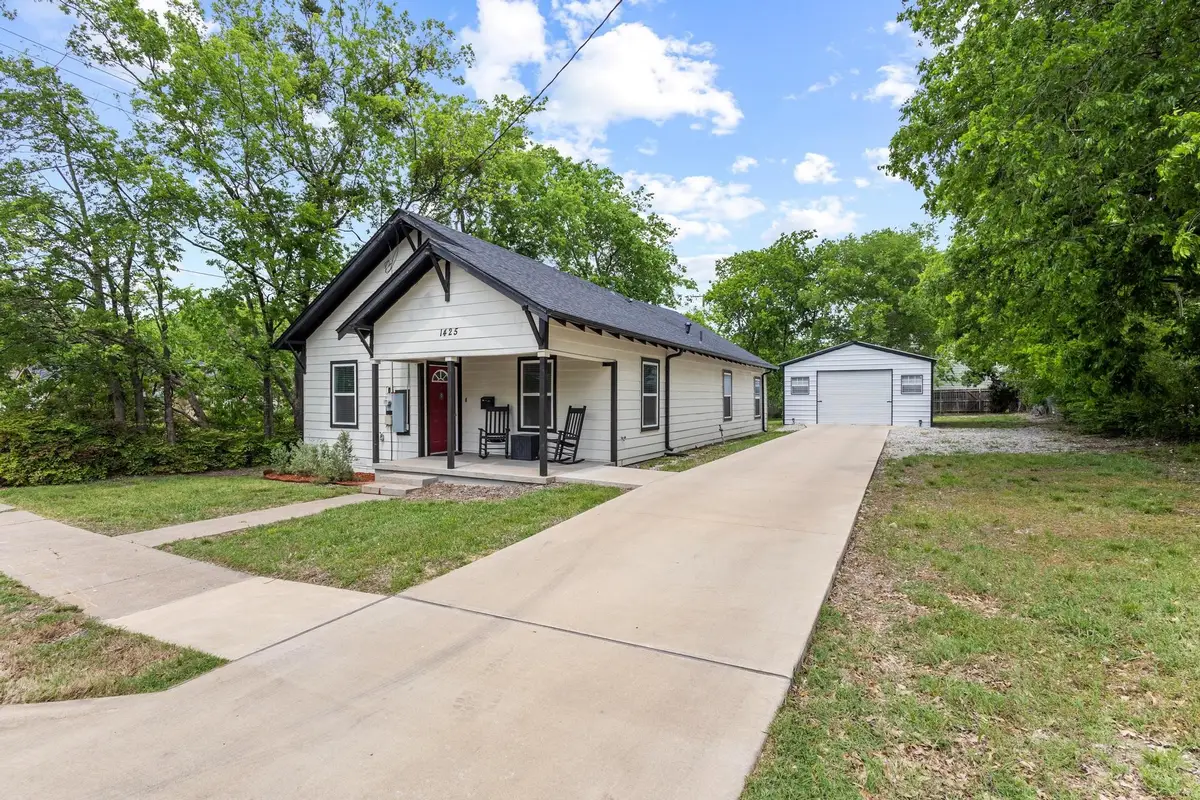 1425 E Cherry Street, Sherman, TX 75090 - #1
