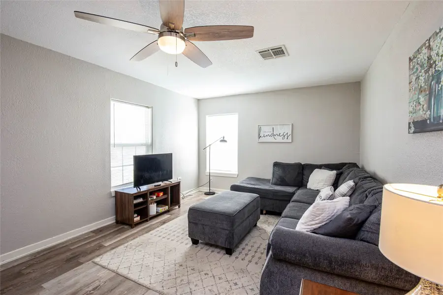 1108 N 28th Street, Waco, TX 76707 - #3