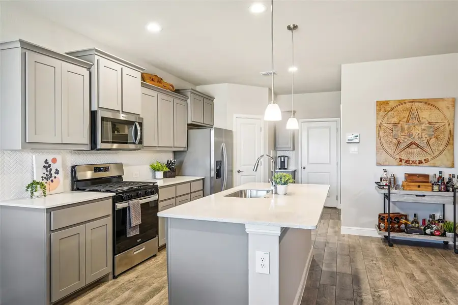 1041 Southwark Drive, Justin Roanoke, TX 76247 - #3