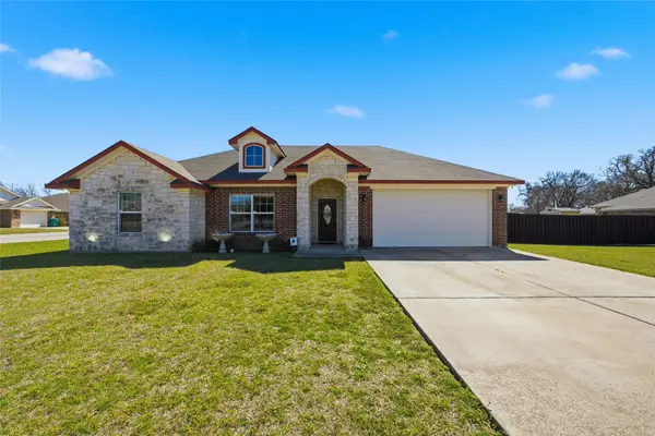 207 Hawk Ridge, Lacy Lakeview, TX 76705