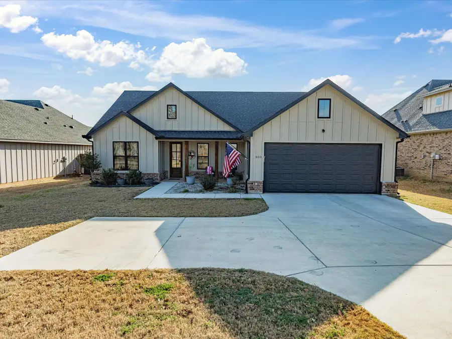 825 Holbrook Road, Springtown, TX 76082 - #3