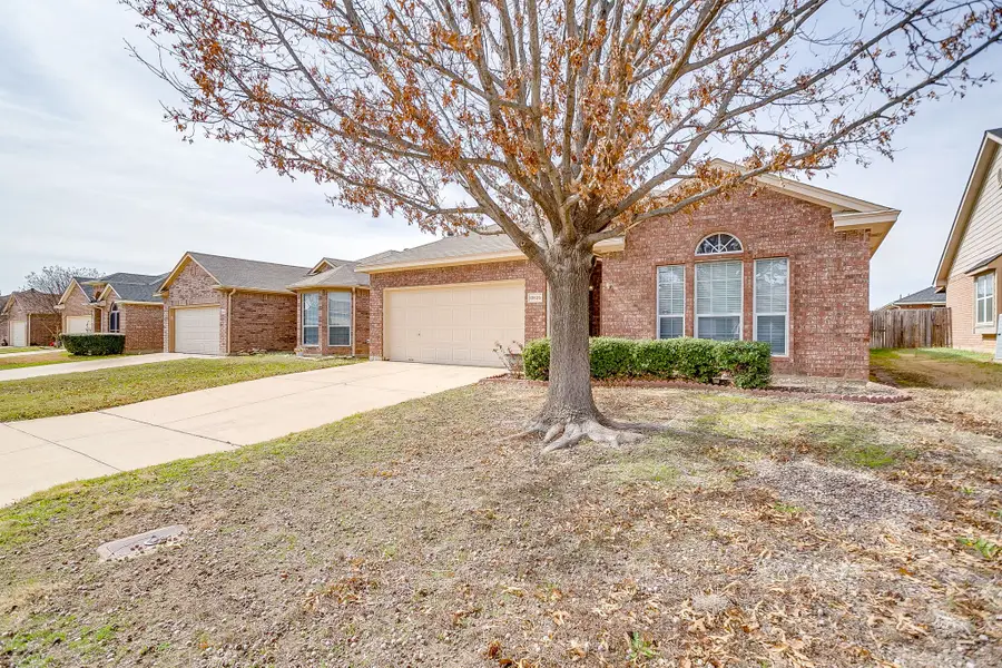 10625 Ashmore Drive, Fort Worth, TX 76131 - #2