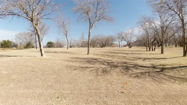 9108 Fossil Ridge Drive, Grand Prairie, TX 75104