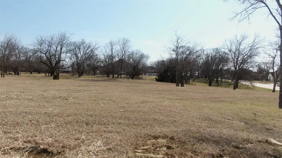 9108 Fossil Ridge Drive, Grand Prairie, TX 75104 - #3