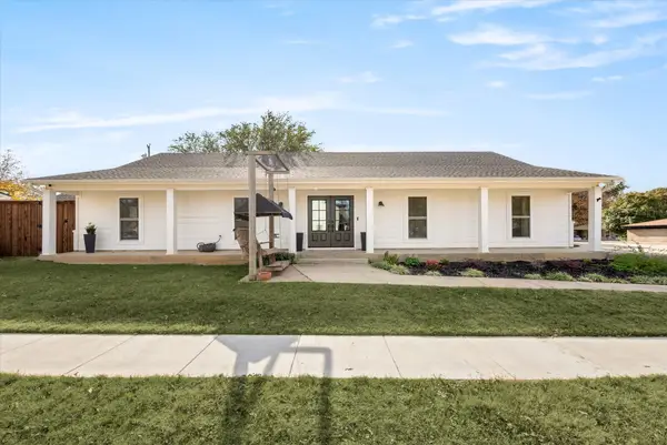 1706 Dunn Street, Grapevine, TX 76051