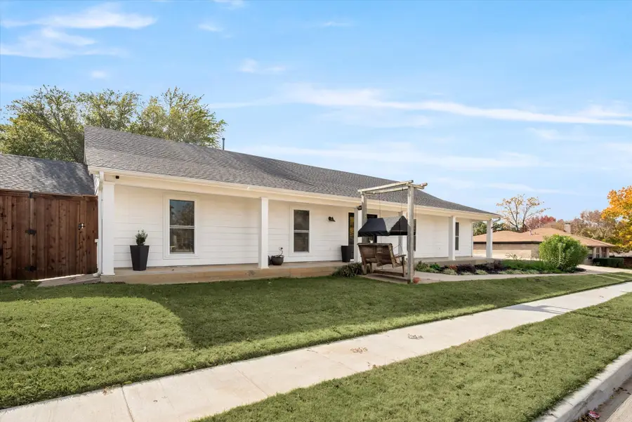 1706 Dunn Street, Grapevine, TX 76051 - #2