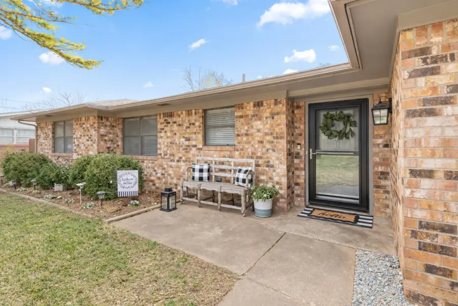 1209 Balboa Street, Denison, TX 75020 - #2