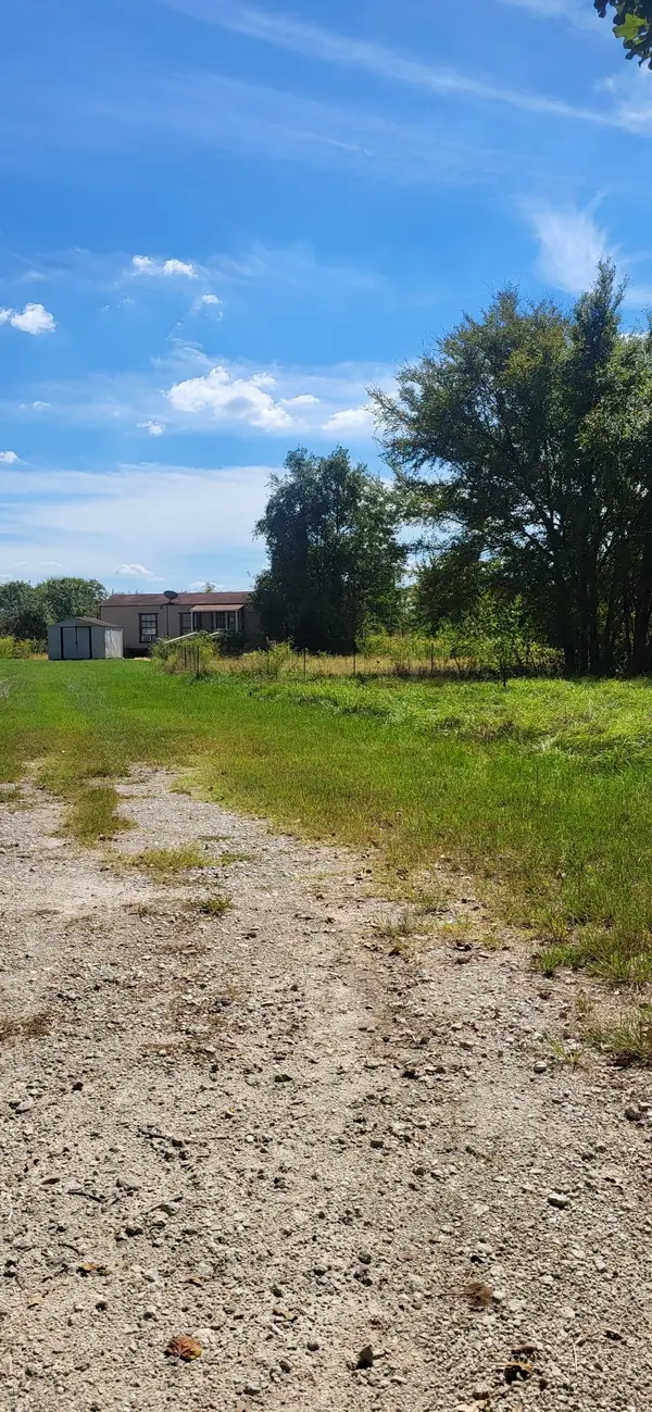 28901 County Road 2100, Kemp, TX 75143