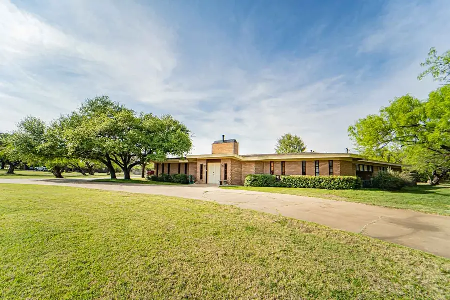 4 Chaparral Lane, Breckenridge, TX 76424 - #2