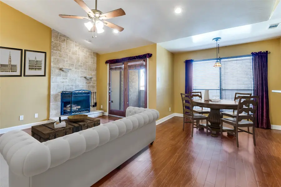 1908 Cloisters Drive #522, Arlington, TX 76011 - #2