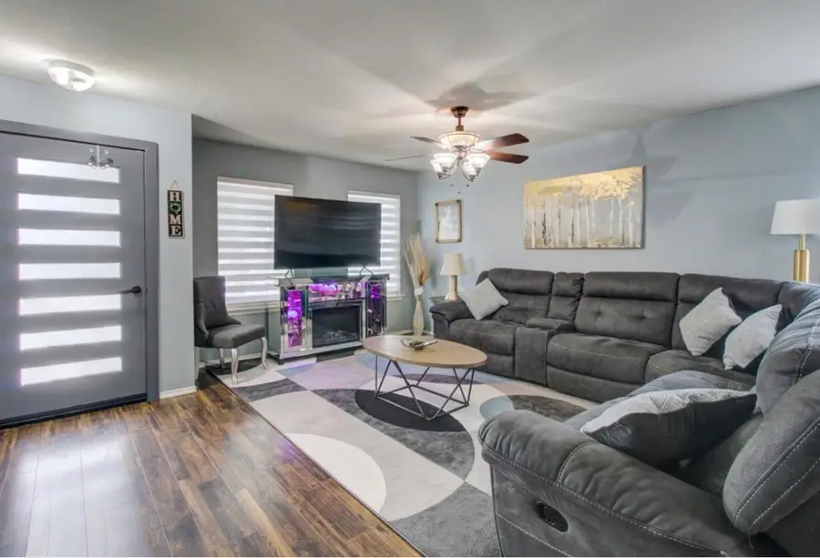 1333 Falcon Drive, Grand Prairie, TX 75051 - #2