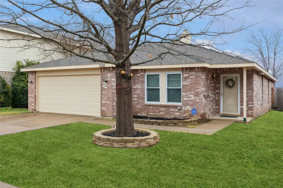5220 Royal Burgess Drive, Fort Worth, TX 76135 - #3