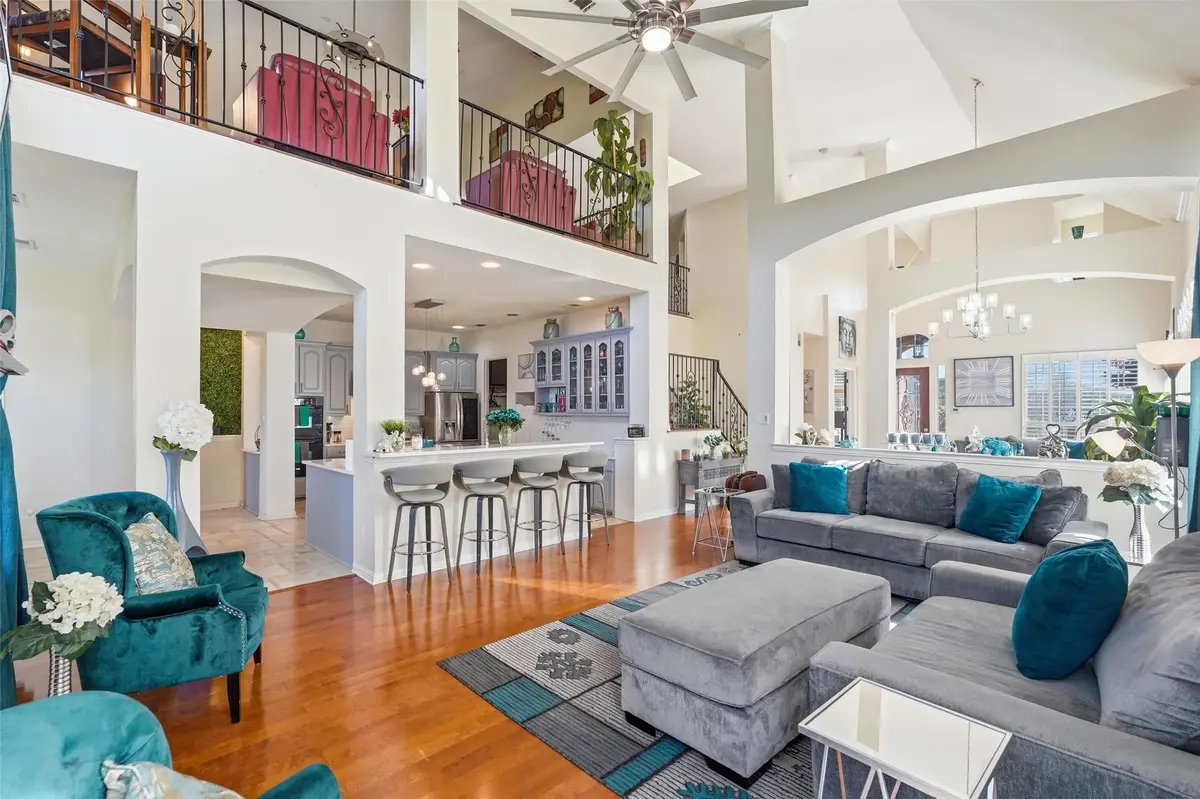 645 Ten Mile Drive, Desoto, TX 75115 - #1