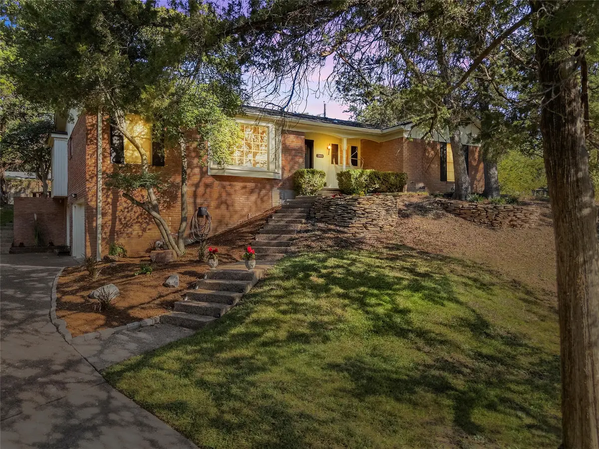 2801 N 42nd Street, Waco, TX 76710 - #1