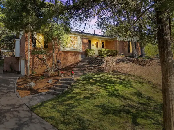 2801 N 42nd Street, Waco, TX 76710