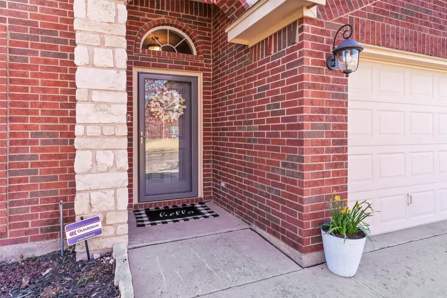 613 Creek Point Drive, Saginaw, TX 76179 - #3