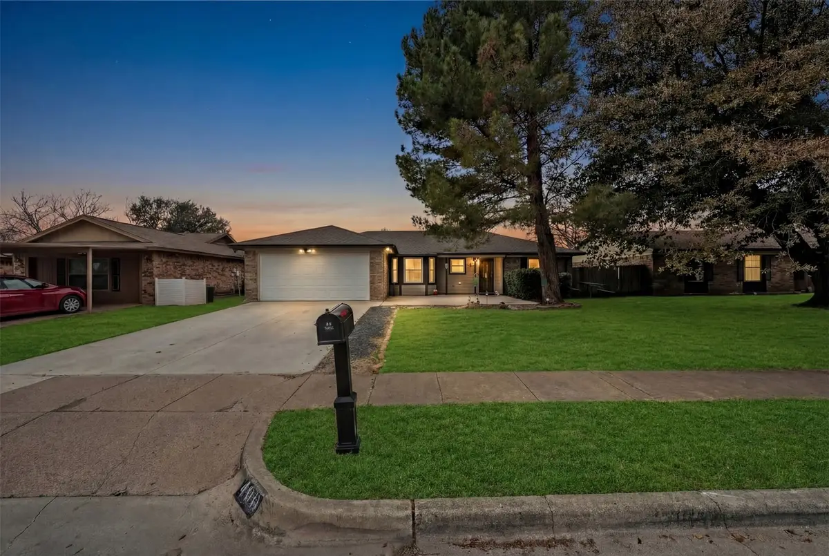 400 Blue Ridge Trail, Saginaw, TX 76179 - #1