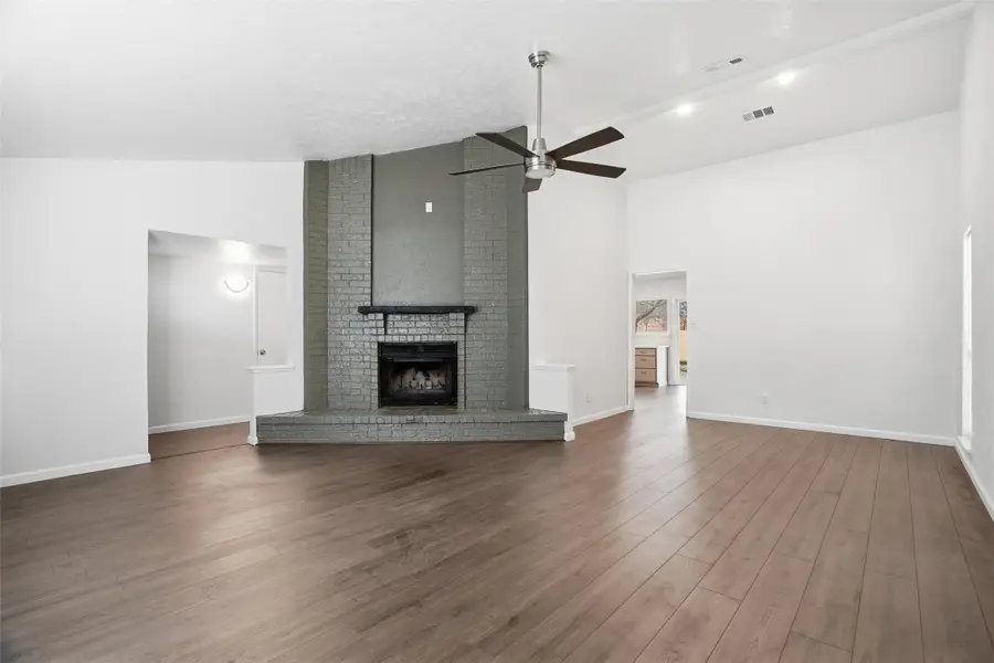 3840 Seven Gables Street, Fort Worth, TX 76133 - #3