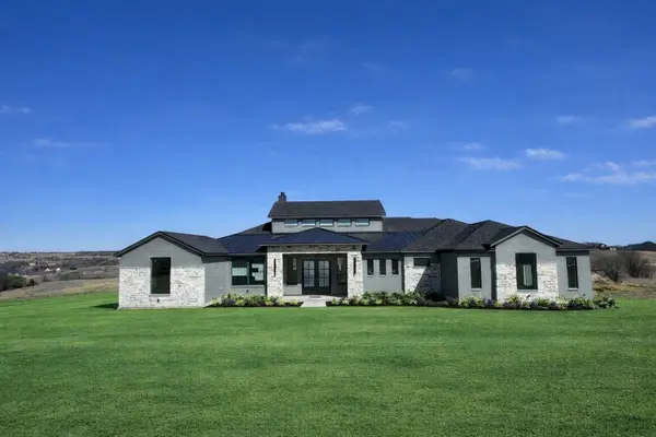 2078 Hidden Bluff Dr, Aledo, TX 76008