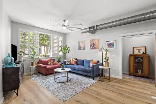 201 W Lancaster Avenue #121, Fort Worth, TX 76102