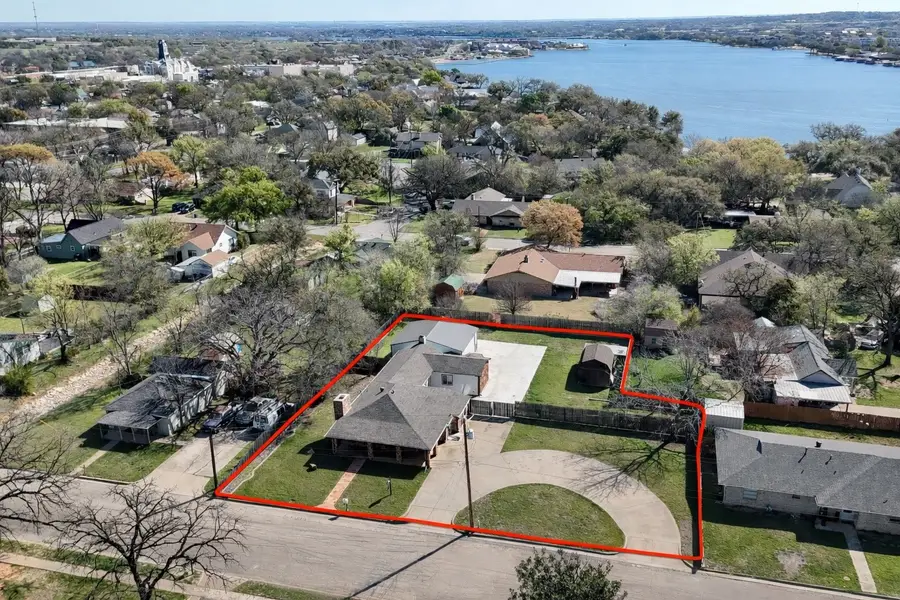 405 S Hannaford Street, Granbury, TX 76048 - #2