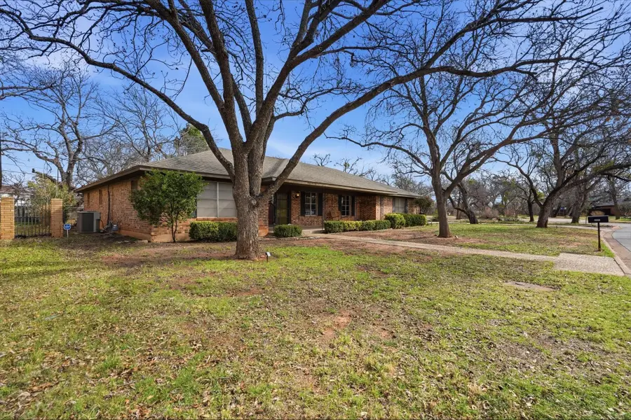 4110 N 9th Street, Abilene, TX 79603 - #2