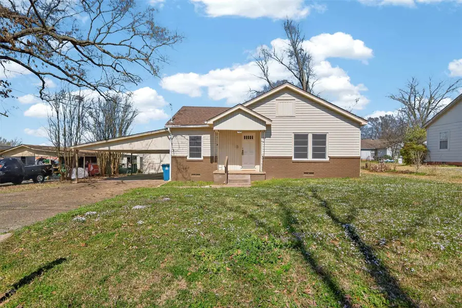 404 Rogers Avenue, Henderson, TX 75654 - #2