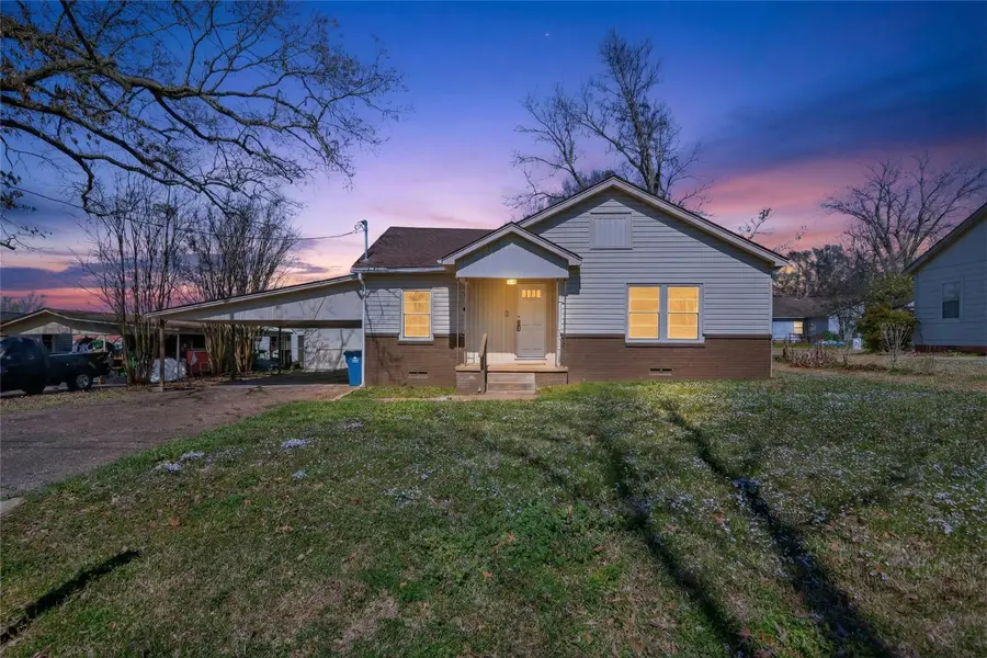 404 Rogers Avenue, Henderson, TX 75654 - #3