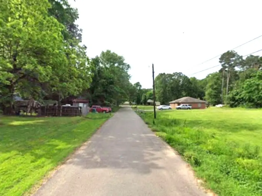 542 Post Street, Nash, TX 75569 - #2