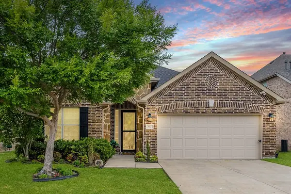 612 Sundrop Drive, Little Elm, TX 75068
