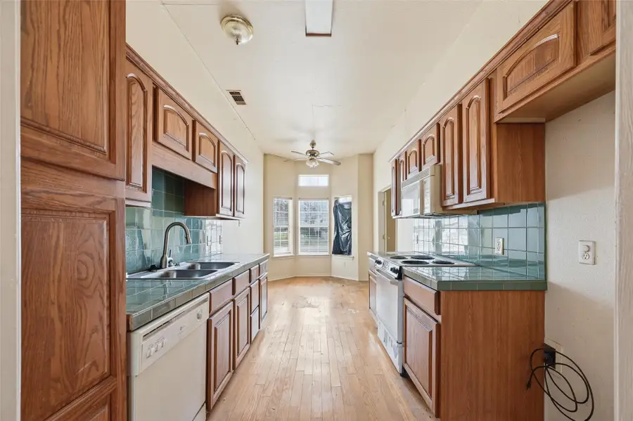 201 West Lane, West Tawakoni, TX 75474 - #3