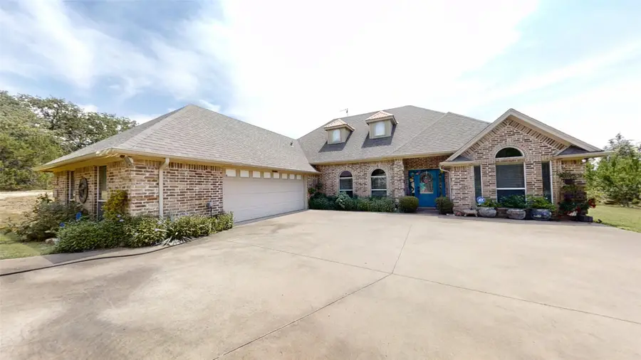 3121 Cliffview Court, Granbury, TX 76048 - #2
