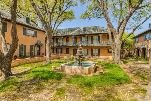 6023 E University Boulevard #204, Dallas, TX 75206