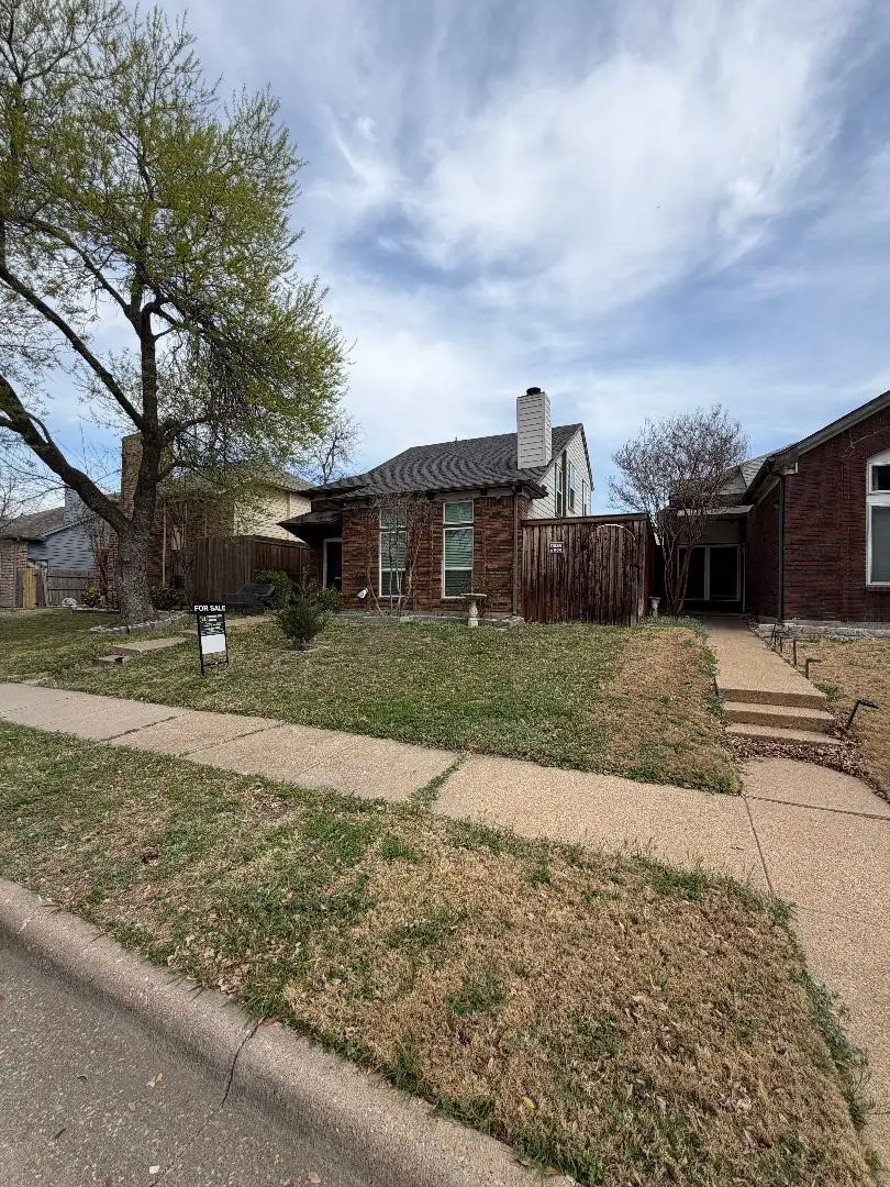 4216 Phoenix Drive, Carrollton, TX 75010 - #1