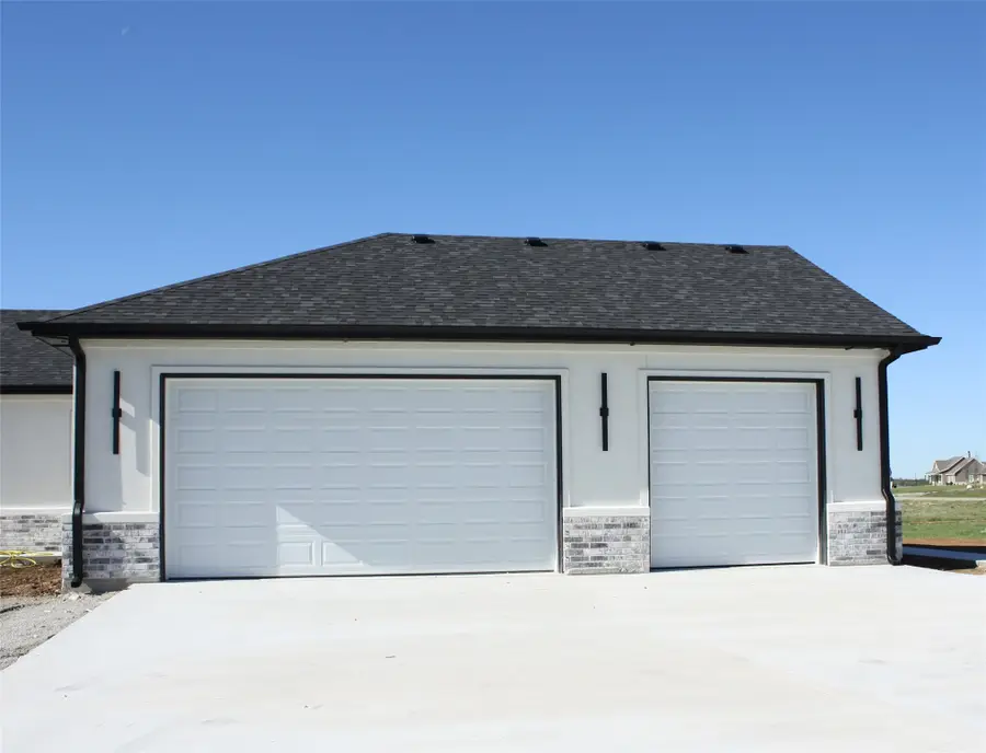 611 Willow Moon Ranch Road, Crawford, TX 76638 - #3