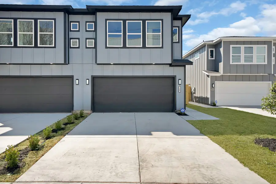 1405 Barry Avenue, Dallas, TX 75223 - #3