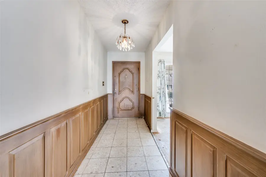 5001 Boulder Lake Road, Fort Worth, TX 76103 - #2