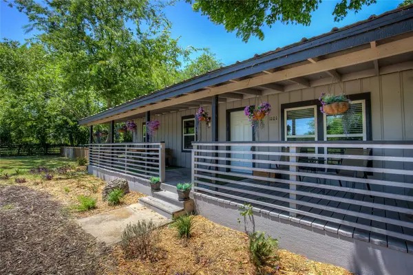 1101 Redoak Drive, West Tawakoni, TX 75474