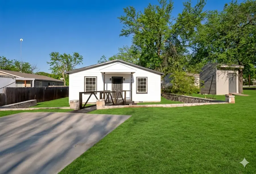 609 Western Hills Trail, Granbury, TX 76049 - #2