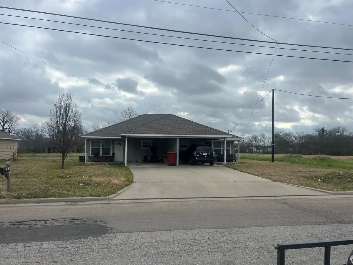 1608-1610 Albert Broadfoot Street, Bonham, TX 75418 - #1