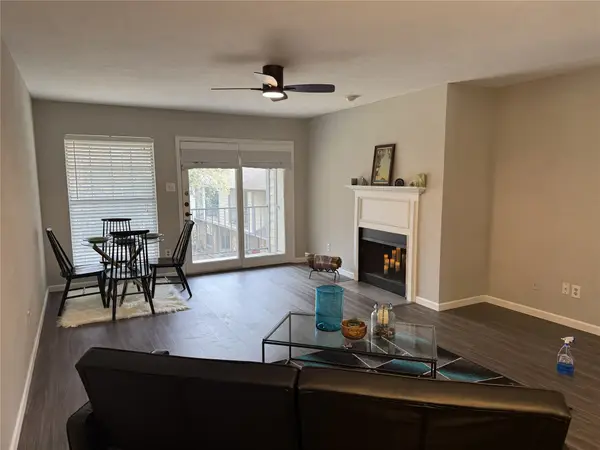 2535 Wedglea Drive #224, Dallas, TX 75211