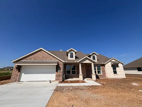 255 Meadow Vista Drive, New Fairview, TX 76078