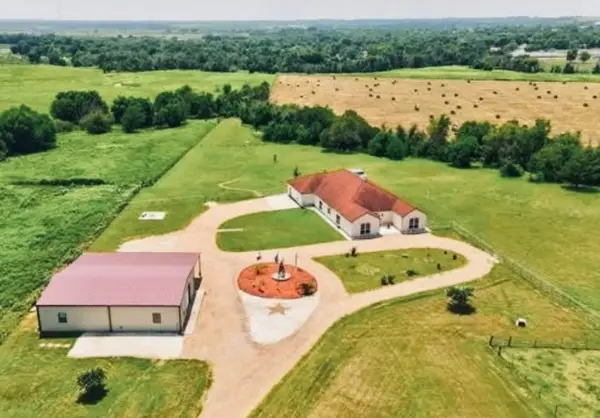 1220 Hinchliffe, Mexia, TX 76667